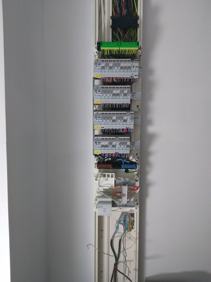 Melvin Derensy Electricité — Photos 1